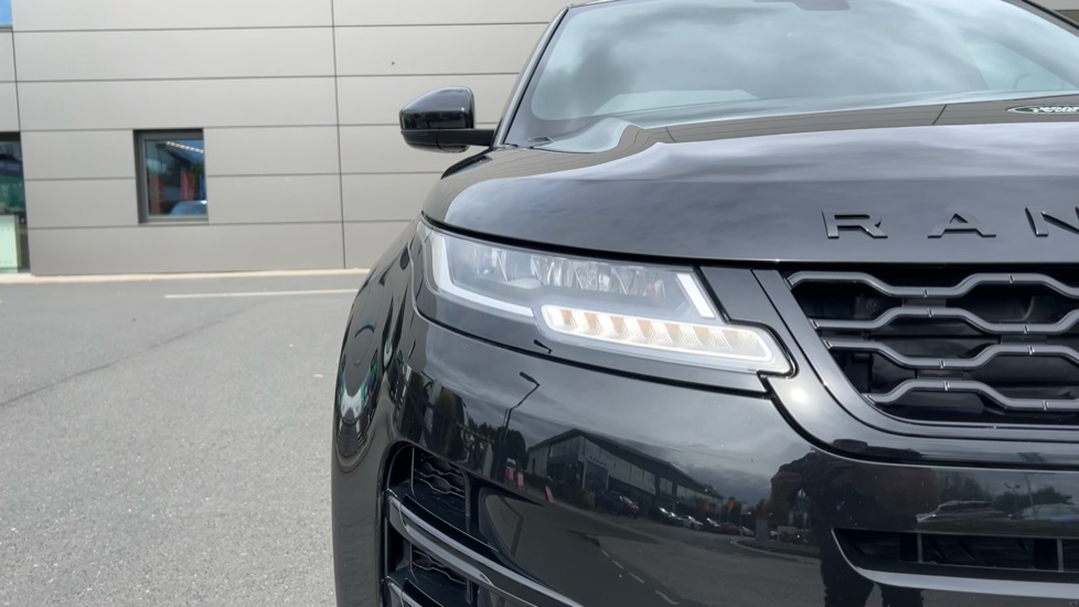 Land Rover Range Rover Evoque 1.5 P300e Evoque Edition 5dr Auto Hatchback - Image 29