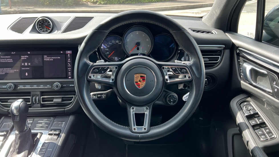 Porsche Macan S 5dr PDK Petrol Estate - Image 15