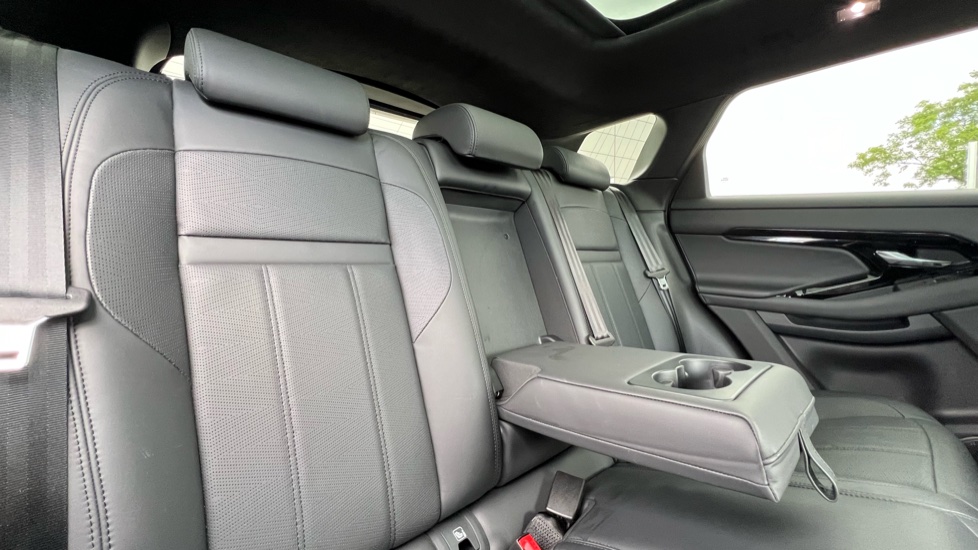 Land Rover Range Rover Evoque 2.0 D200 Autobiography 5dr Auto [Revised] Diesel Hatchback - Image 33