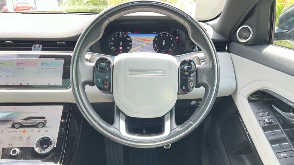Land Rover Range Rover Evoque 2.0 P250 First Edition 5dr Auto Petrol Hatchback - Image 15