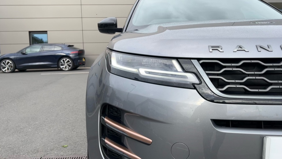 Land Rover Range Rover Evoque 2.0 D200 R-Dynamic HSE 5dr Auto Diesel Hatchback - Image 29