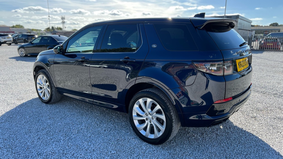 Land Rover Discovery Sport 2.0 D200 R-Dynamic HSE 5dr Auto Diesel Station Wagon - Image 21
