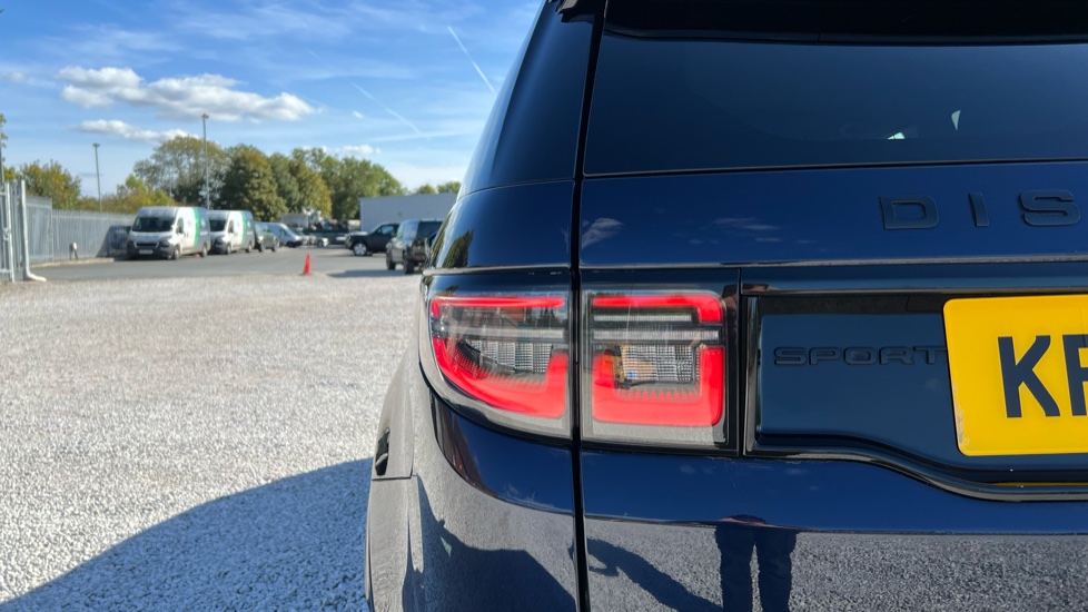 Land Rover Discovery Sport 2.0 D200 R-Dynamic HSE 5dr Auto Diesel Station Wagon - Image 30