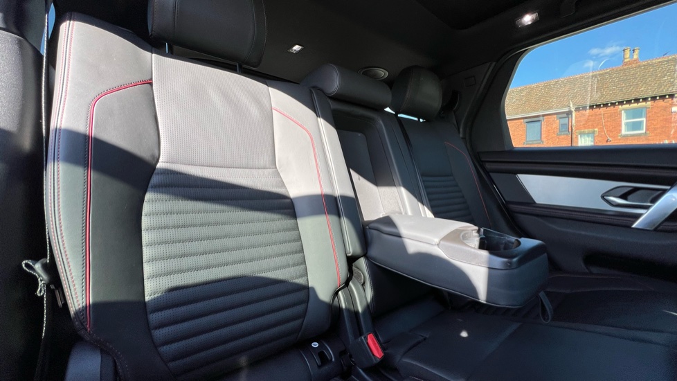 Land Rover Discovery Sport 2.0 D200 R-Dynamic HSE 5dr Auto Diesel Station Wagon - Image 33