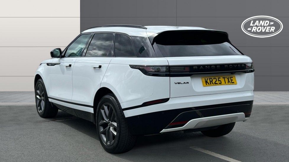Land Rover Range Rover Velar 2.0 D200 MHEV Dynamic SE 5dr Auto Diesel Estate - Image 2