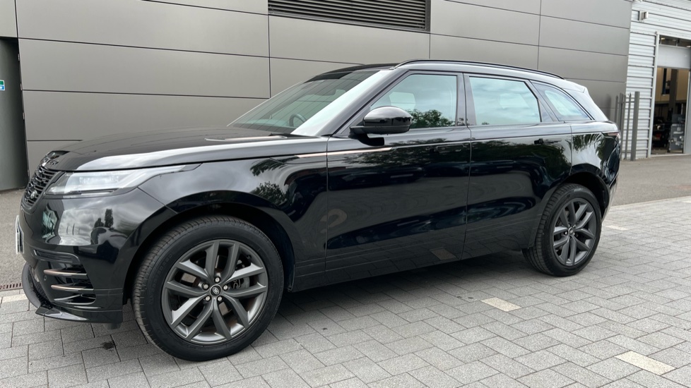 Land Rover Range Rover Velar 2.0 D200 MHEV Dynamic SE 5dr Auto Diesel Estate - Image 23