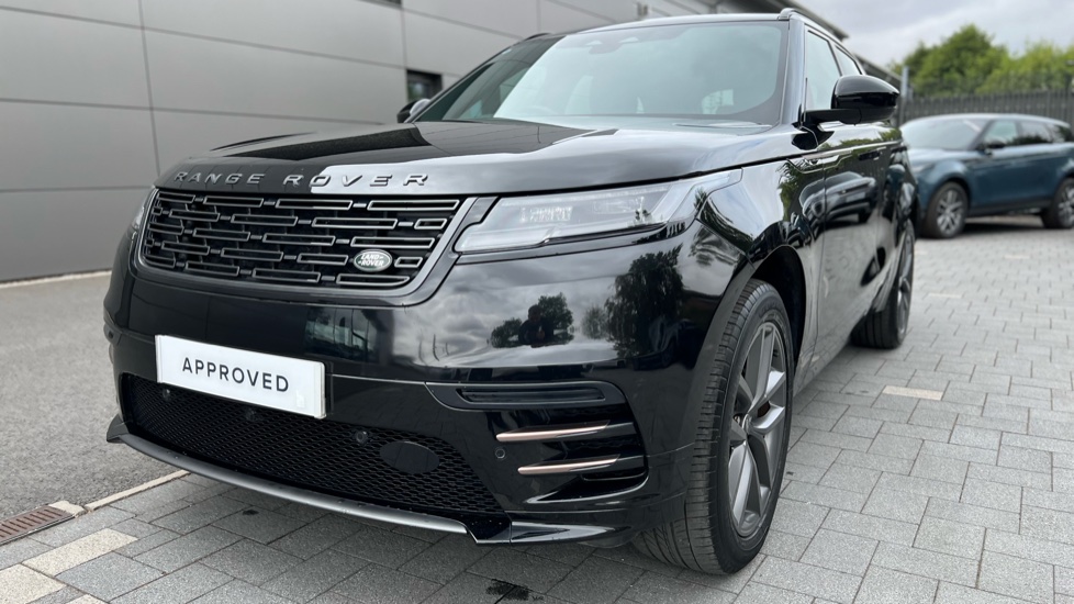 Land Rover Range Rover Velar 2.0 D200 MHEV Dynamic SE 5dr Auto Diesel Estate - Image 24
