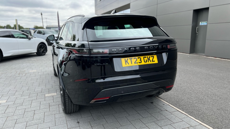 Land Rover Range Rover Velar 2.0 D200 MHEV Dynamic SE 5dr Auto Diesel Estate - Image 28
