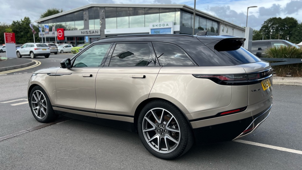 Land Rover Range Rover Velar 2.0 D200 MHEV Autobiography 5dr Auto [Revised] Diesel Estate - Image 21