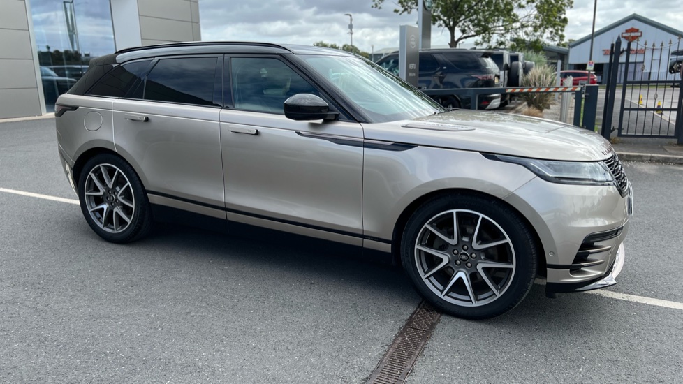 Land Rover Range Rover Velar 2.0 D200 MHEV Autobiography 5dr Auto [Revised] Diesel Estate - Image 26