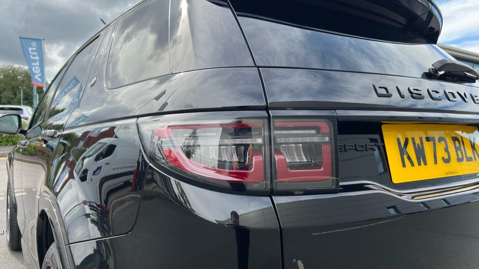 Land Rover Discovery Sport 2.0 D200 Dynamic HSE 5dr Auto [7 Seat] Diesel Station Wagon - Image 19