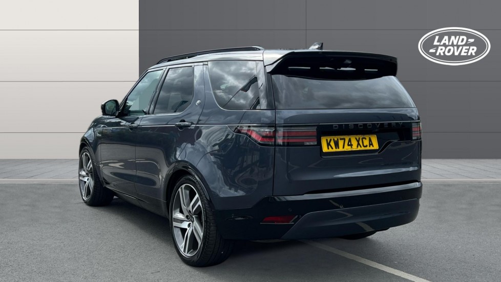 Land Rover Discovery 3.0 D350 Dynamic HSE 5dr Auto Diesel Station Wagon - Image 2