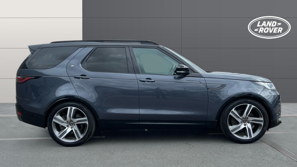 Land Rover Discovery 3.0 D350 Dynamic HSE 5dr Auto Diesel Station Wagon - Image 5