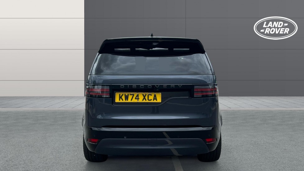 Land Rover Discovery 3.0 D350 Dynamic HSE 5dr Auto Diesel Station Wagon - Image 6