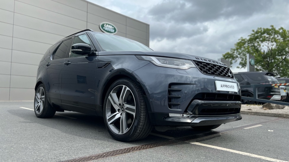 Land Rover Discovery 3.0 D350 Dynamic HSE 5dr Auto Diesel Station Wagon - Image 25