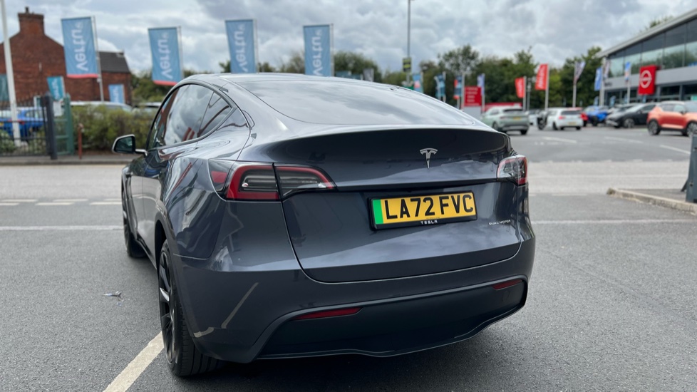 Tesla Model Y Long Range AWD 5dr Auto Electric Hatchback - Image 28