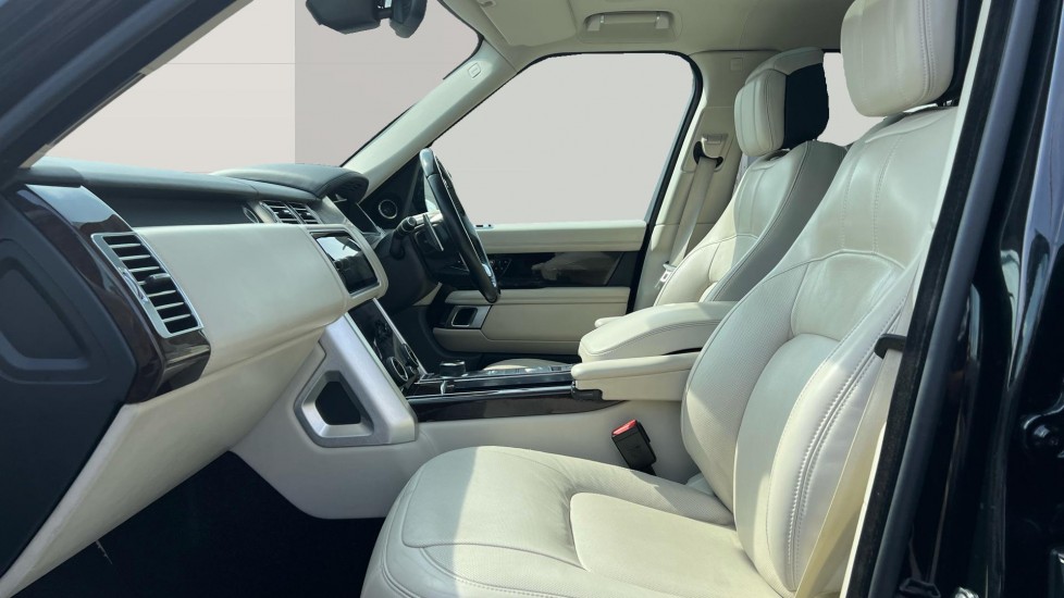 Land Rover Range Rover 5.0 V8 S/C Autobiography 4dr Auto Petrol Estate - Image 3