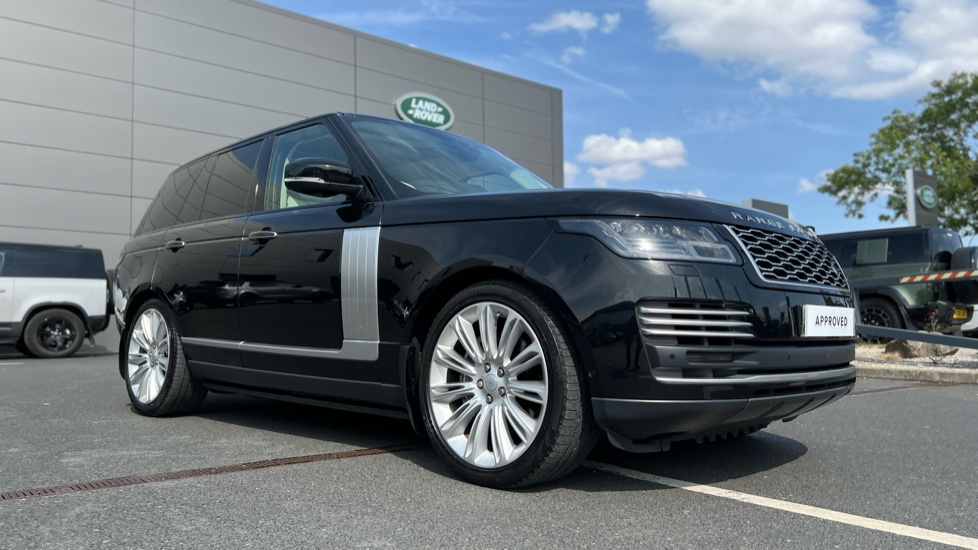 Land Rover Range Rover 5.0 V8 S/C Autobiography 4dr Auto Petrol Estate - Image 25