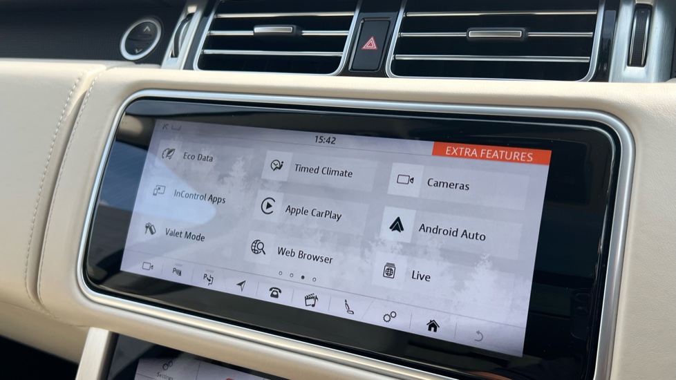 Land Rover Range Rover 5.0 V8 S/C Autobiography 4dr Auto Petrol Estate - Image 37