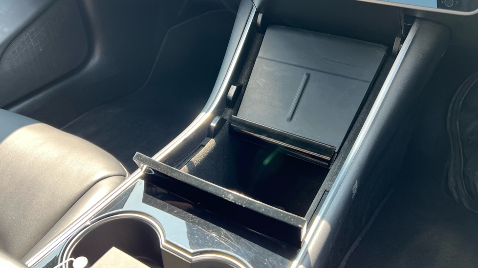 Tesla Model 3 Long Range AWD 4dr Auto Electric Saloon - Image 13