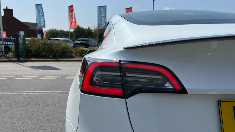 Tesla Model 3 Long Range AWD 4dr Auto Electric Saloon - Image 30