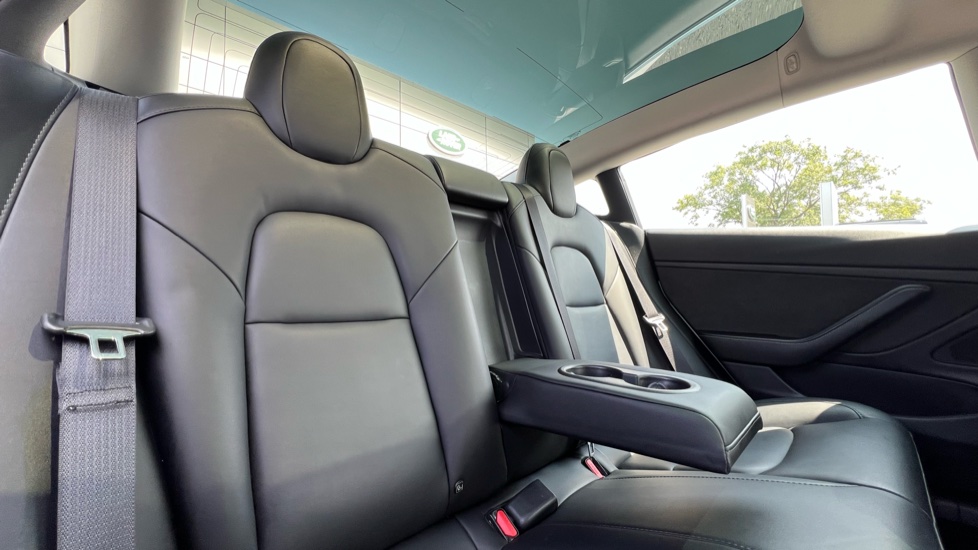 Tesla Model 3 Long Range AWD 4dr Auto Electric Saloon - Image 33