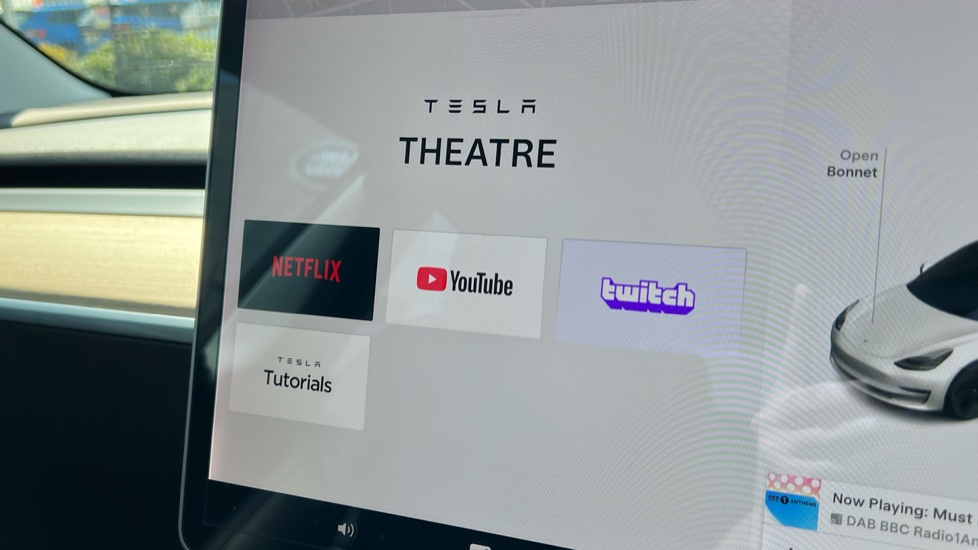 Tesla Model 3 Long Range AWD 4dr Auto Electric Saloon - Image 40