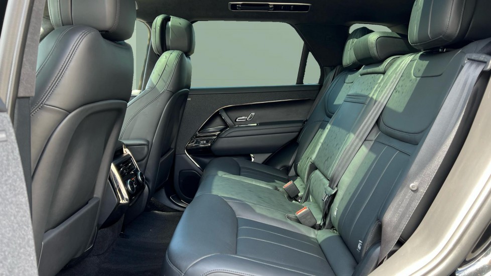 Land Rover Range Rover Sport 3.0 D350 Autobiography 5dr Auto Diesel Estate - Image 4
