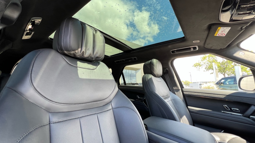 Land Rover Range Rover Sport 3.0 D350 Autobiography 5dr Auto Diesel Estate - Image 37