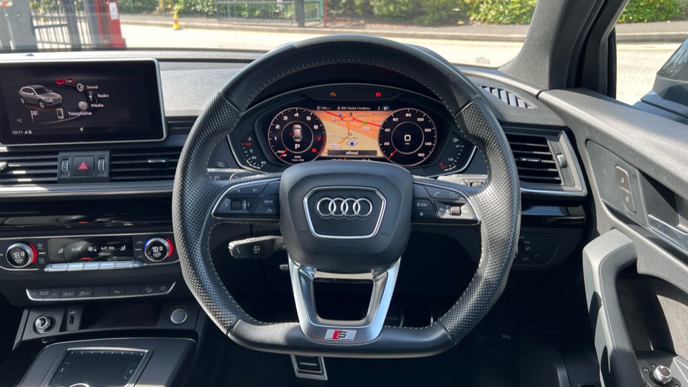 Audi Q5 45 TFSI Quattro Black Edition 5dr S Tronic Petrol Estate - Image 15