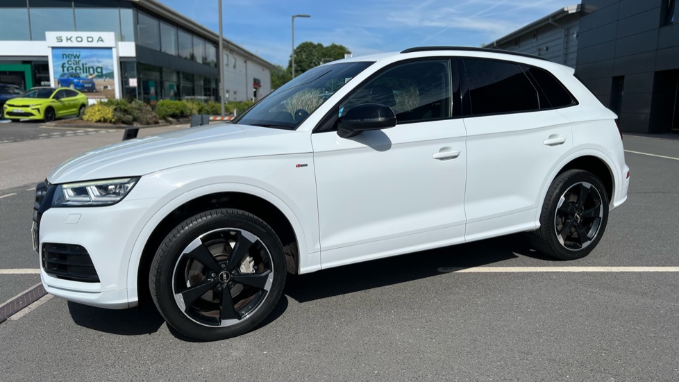 Audi Q5 45 TFSI Quattro Black Edition 5dr S Tronic Petrol Estate - Image 23