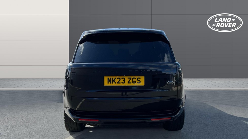 Land Rover Range Rover 3.0 D300 SE 4dr Auto Diesel Estate - Image 6