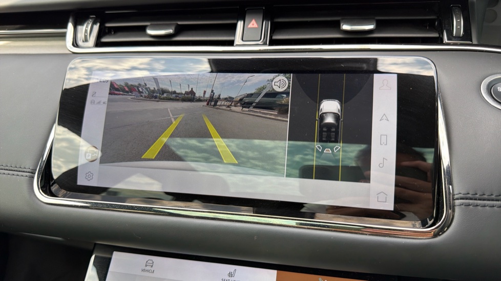 Land Rover Range Rover Evoque 2.0 D200 Autobiography 5dr Auto Diesel Hatchback - Image 12