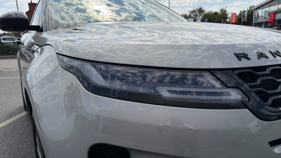 Land Rover Range Rover Evoque 2.0 D200 Autobiography 5dr Auto Diesel Hatchback - Image 17