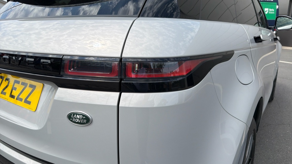 Land Rover Range Rover Evoque 2.0 D200 Autobiography 5dr Auto Diesel Hatchback - Image 19