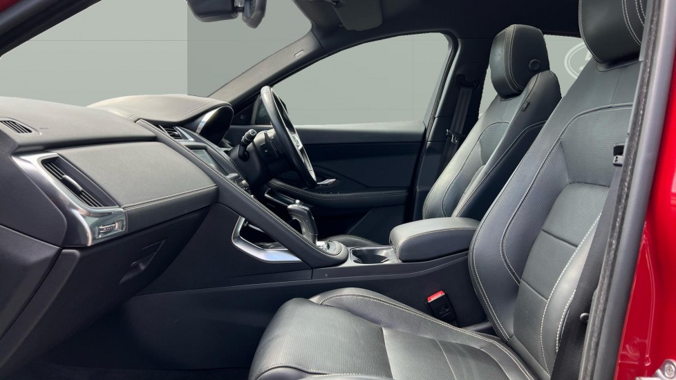 Jaguar E-Pace 2.0d [180] R-Dynamic HSE 5dr Auto Diesel Estate - Image 3