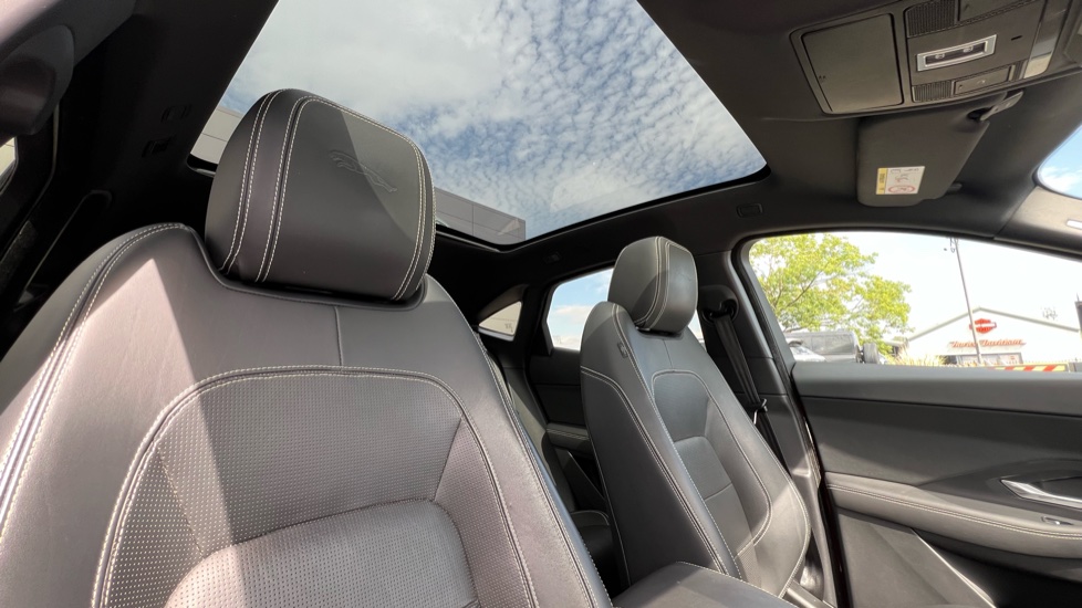 Jaguar E-Pace 2.0d [180] R-Dynamic HSE 5dr Auto Diesel Estate - Image 37