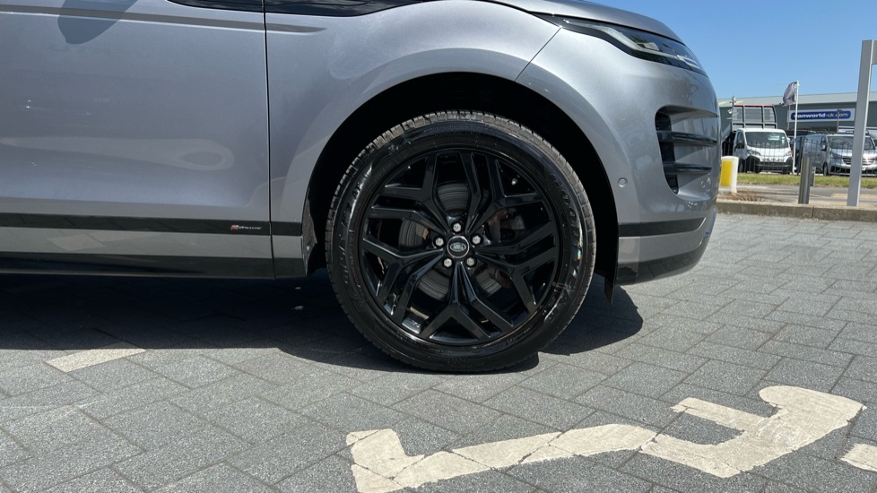 Land Rover Range Rover Evoque 1.5 P300e R-Dynamic HSE 5dr Auto Hatchback - Image 8