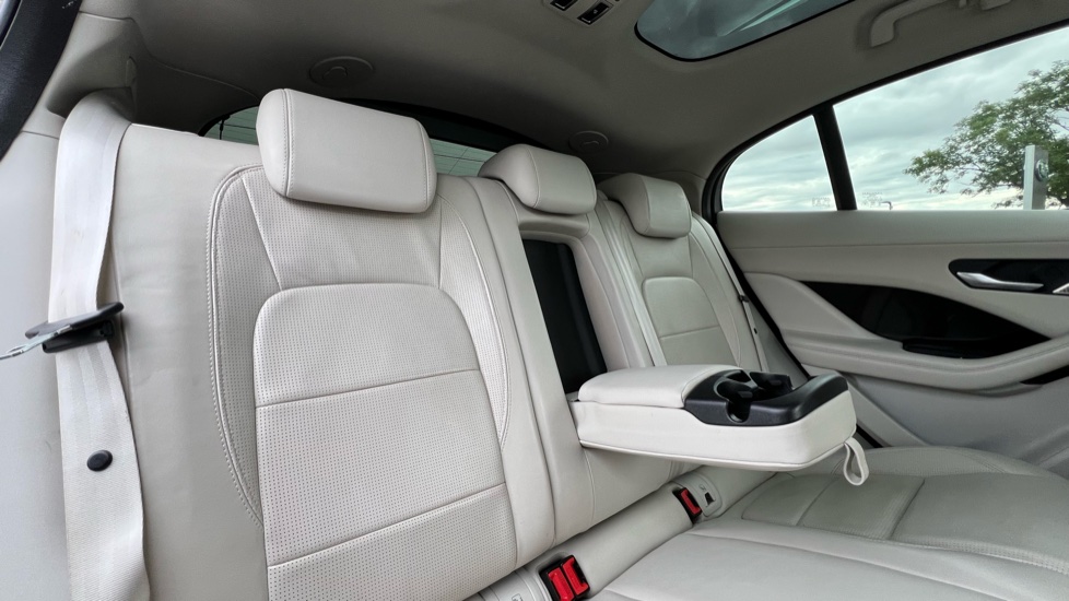 Jaguar I-Pace 294kW EV400 HSE 90kWh 5dr Auto Electric Estate - Image 33