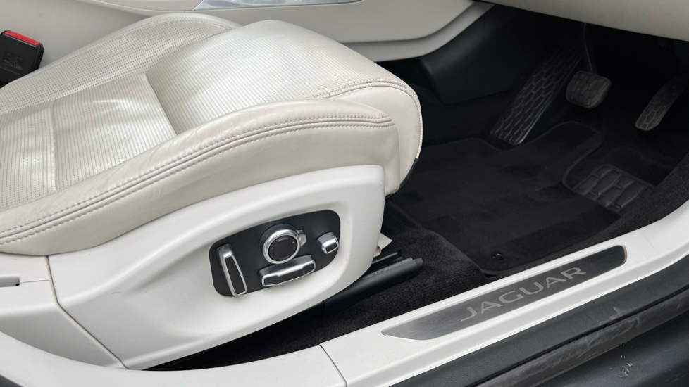 Jaguar I-Pace 294kW EV400 HSE 90kWh 5dr Auto Electric Estate - Image 36