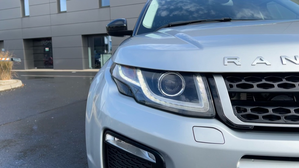 Land Rover Range Rover Evoque 2.0 TD4 SE Tech 5dr Auto Diesel Hatchback - Image 29