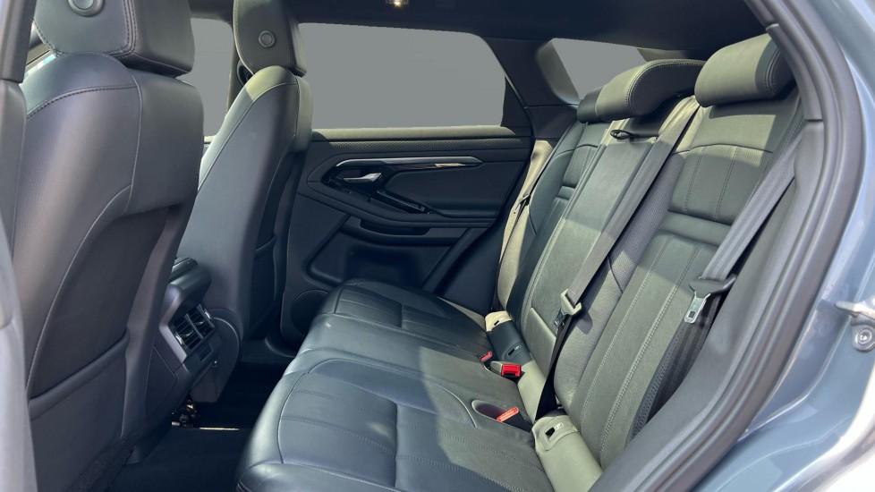 Land Rover Range Rover Evoque 2.0 D200 R-Dynamic S 5dr Auto Diesel Hatchback - Image 4