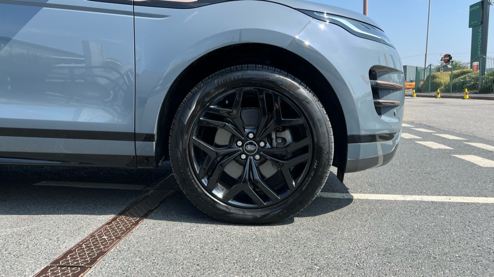 Land Rover Range Rover Evoque 2.0 D200 R-Dynamic S 5dr Auto Diesel Hatchback - Image 8