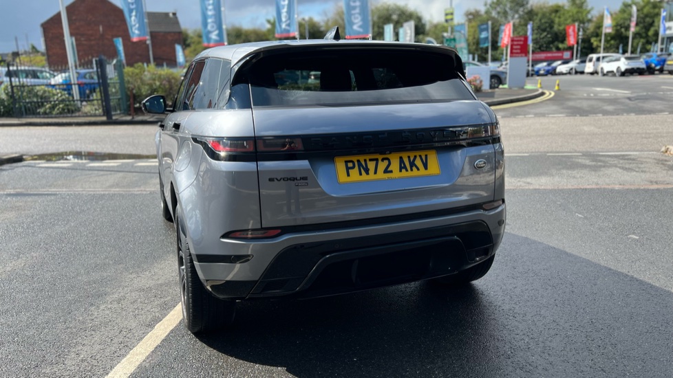 Land Rover Range Rover Evoque 1.5 P300e R-Dynamic SE 5dr Auto Hatchback - Image 28