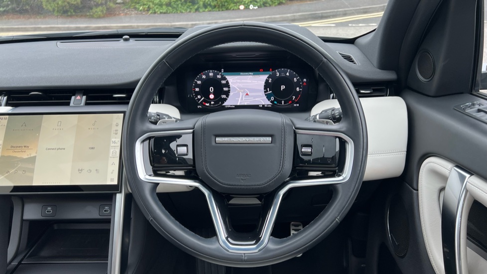 Land Rover Discovery Sport 2.0 P250 Dynamic HSE 5dr Auto [7 Seat] Petrol Station Wagon - Image 15