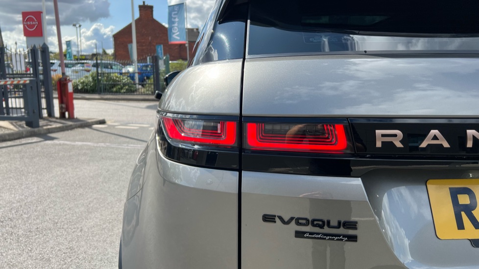 Land Rover Range Rover Evoque 1.5 P300e Autobiography 5dr Auto Hatchback - Image 30