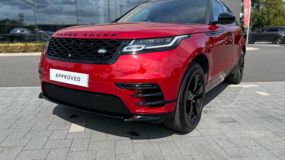 Land Rover Range Rover Velar 2.0 D180 R-Dynamic S 5dr Auto Diesel Estate - Image 24