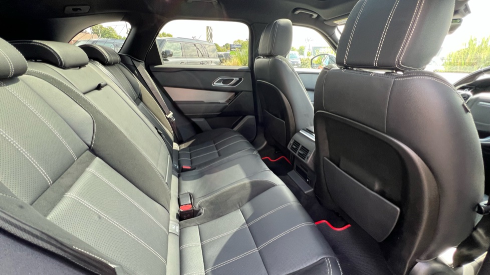 Land Rover Range Rover Velar 2.0 D180 R-Dynamic S 5dr Auto Diesel Estate - Image 32