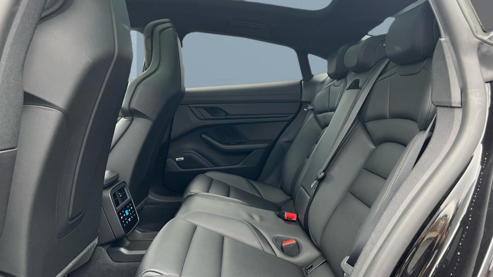 Porsche Taycan 350kW 93kWh 4dr RWD Auto Electric Saloon - Image 4