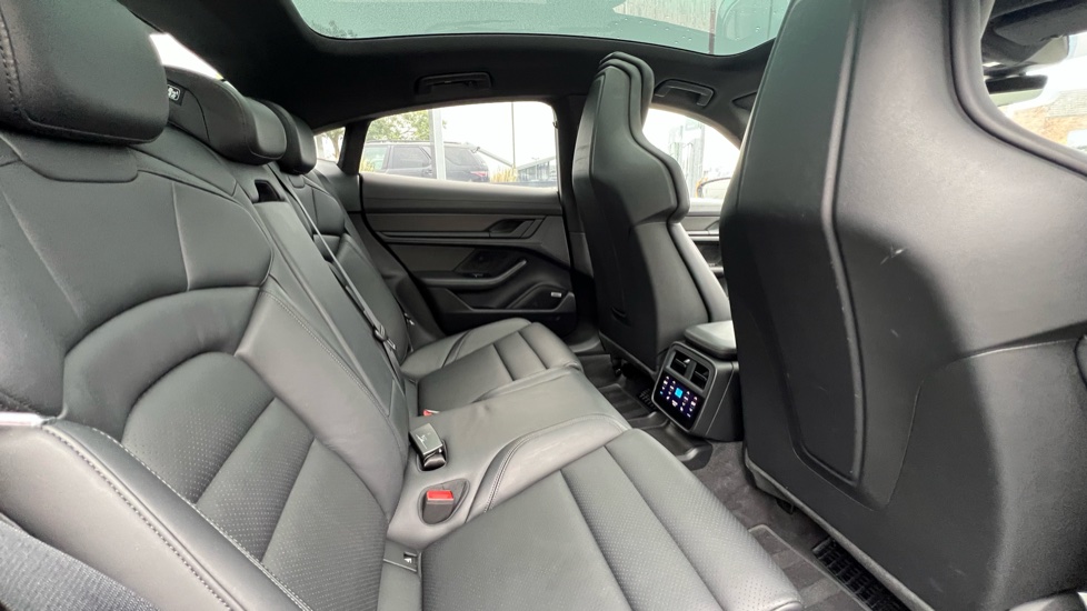 Porsche Taycan 350kW 93kWh 4dr RWD Auto Electric Saloon - Image 33